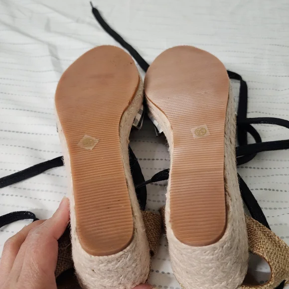 Black and White Checkered Canvas Espadrille Wedges NWOT - Picture 7 of 7